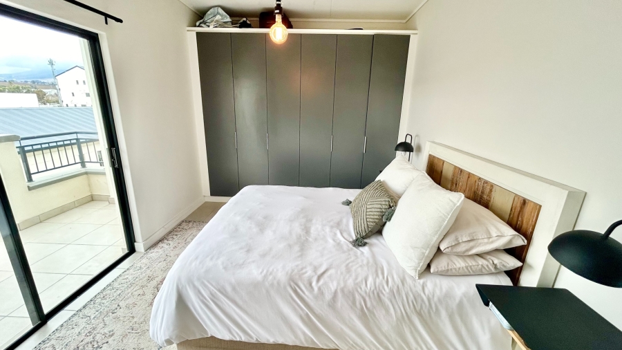 To Let 1 Bedroom Property for Rent in The Huntsman Western Cape